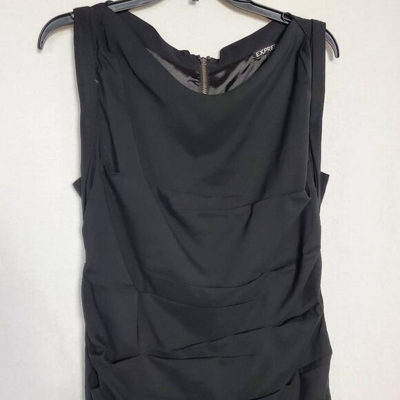 Express Women’s Little Black Dress Size 10 Sleeveless Ruched Sheath - Picture 2 of 7